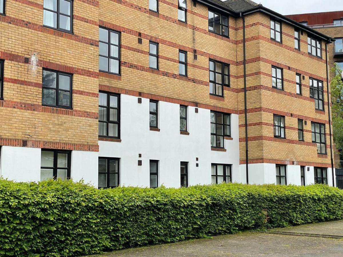 Surrey Docks Se16 Near Canada Water N Easy Access Canary Wharf Лондон Екстер'єр фото